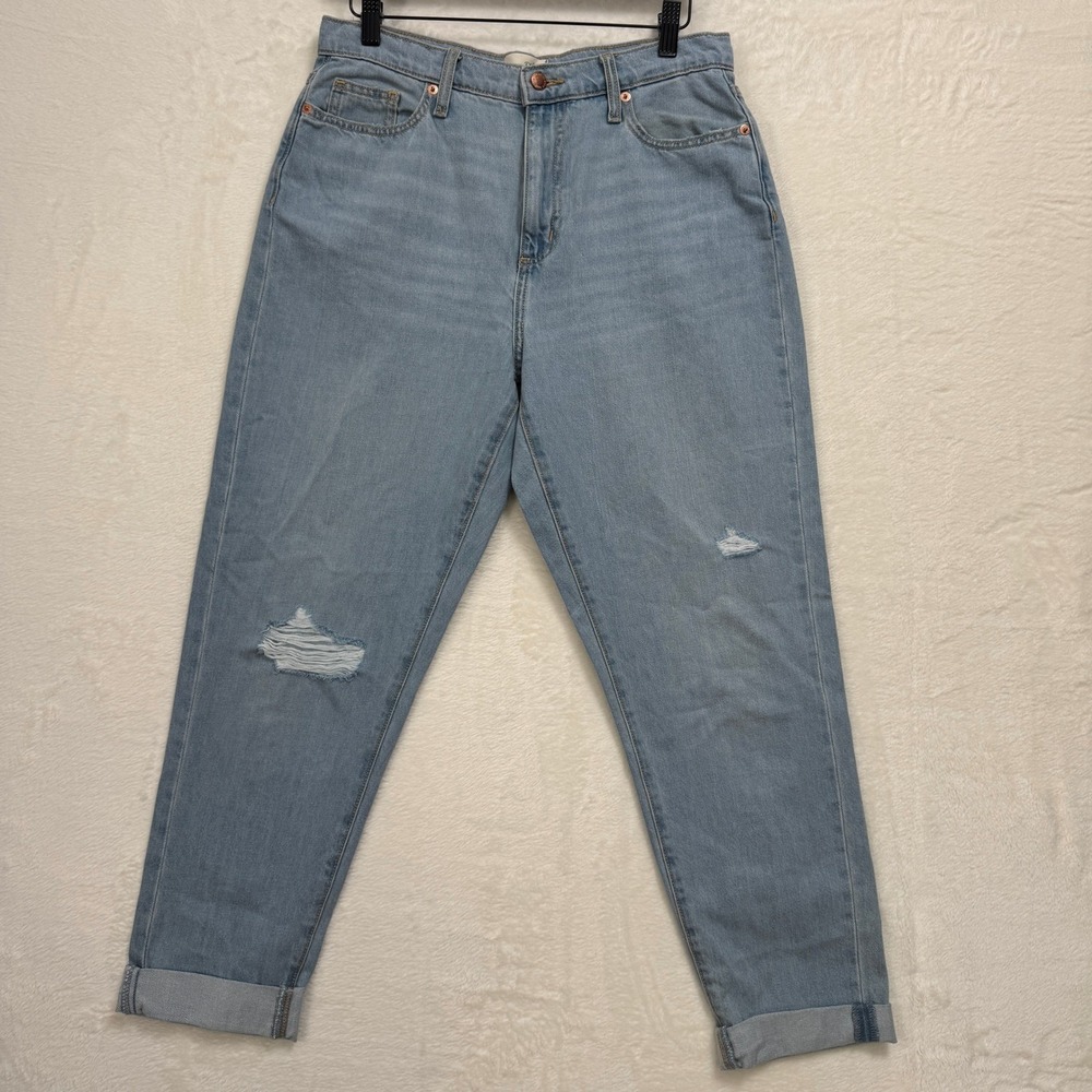 Universal Thread Jeans Womens 2/26R Light Blue Boyfriend Distressed High Rise